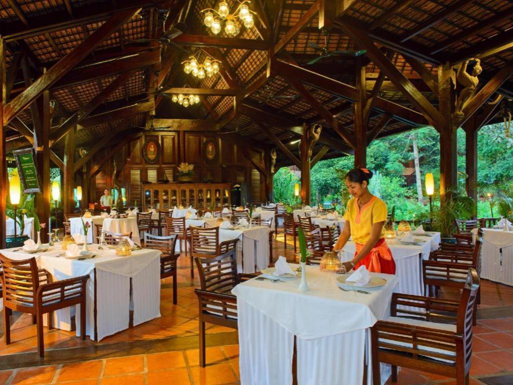 Angkor Village Resort & Spa Siem Reap Buitenkant foto