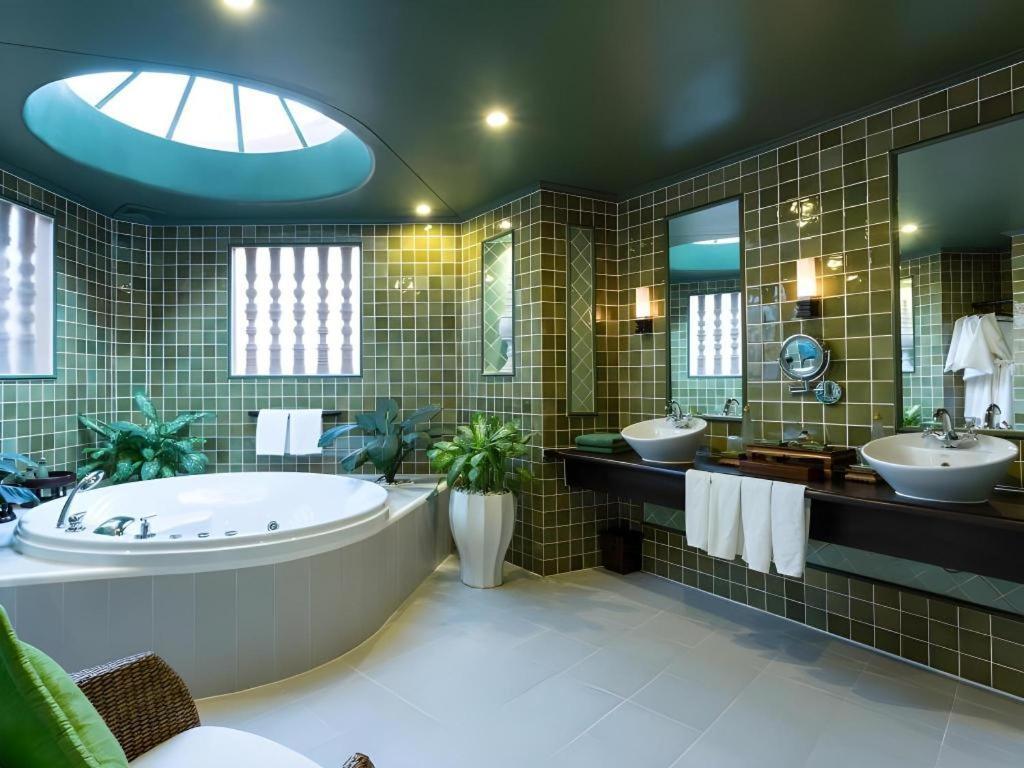 Angkor Village Resort & Spa Siem Reap Buitenkant foto